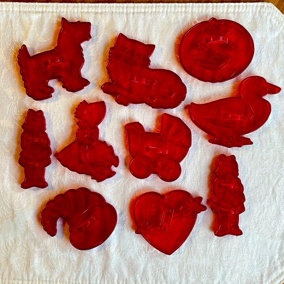 HRM Cookie Cuters - Picture 1 of 11